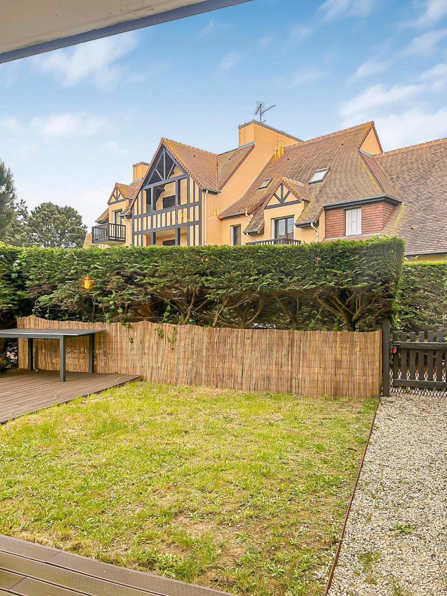 Apartamento L'Evasion Paisible A Ouistreham Exterior foto